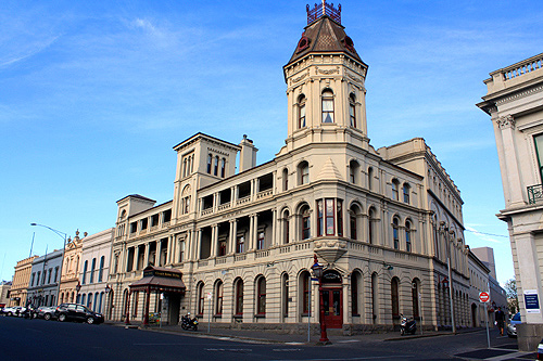 Lydiard St South Ballarat photo