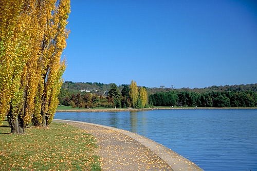 Lake Burley Griffin photo