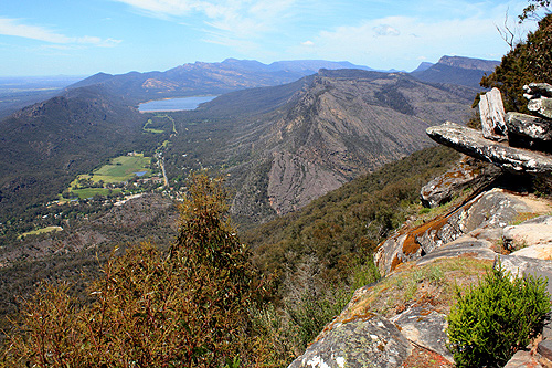 Baroka Lookout Grampians photo