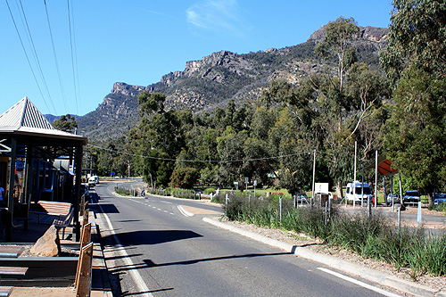 Grampians Road Halls Gap photo