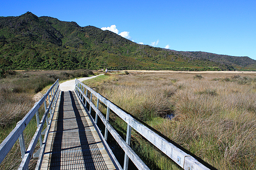 Marahau entrance to Abel Tasman photo