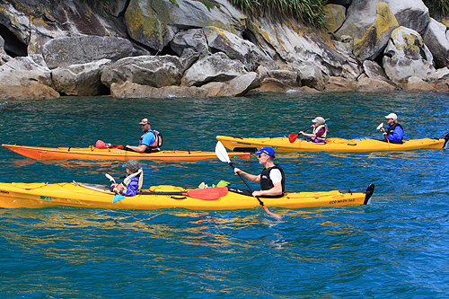 Kayaking Pitt Head in Abel Tasman photo