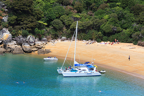 Te Pukatea Bay in Abel Tasman photo