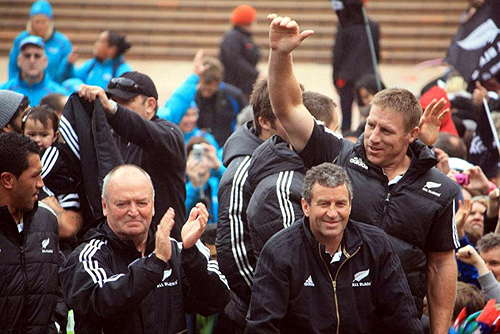2011 All Blacks and coaches photo