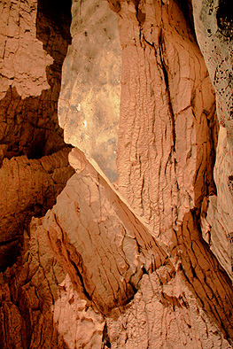 Coloured Rock Ruakuri Cave photo