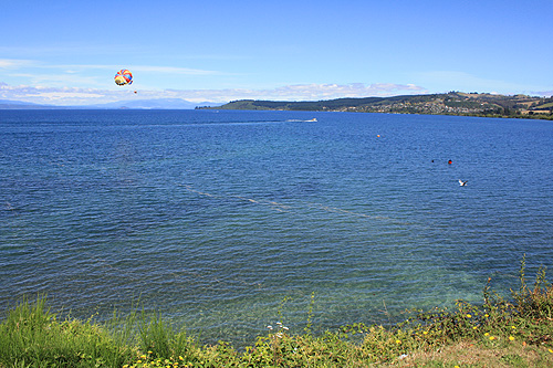 Tapuaeharuru Bay Lake Taupo photo