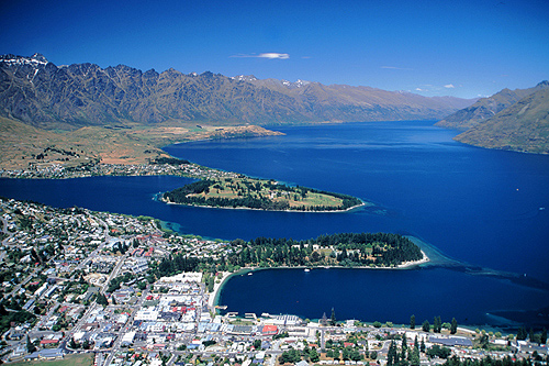 Lake Wakatipu & Queenstown photo