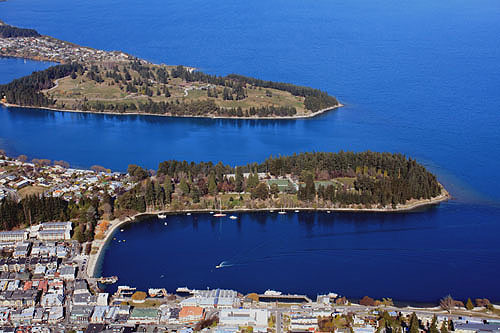 Lakefront in Queenstown photo