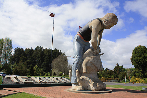 Statue of Sheep Shearer photo