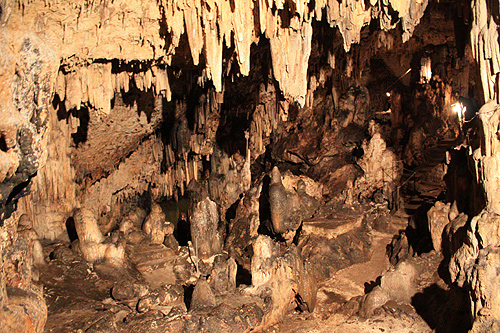 Anahulu Cave photos